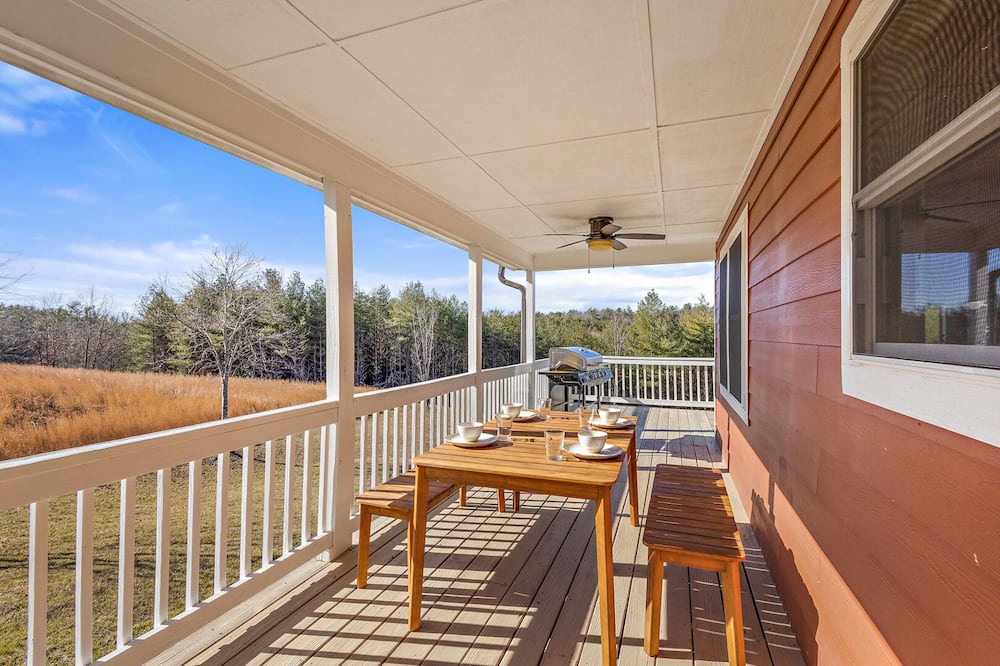 Photo of Outdoor in Morganton