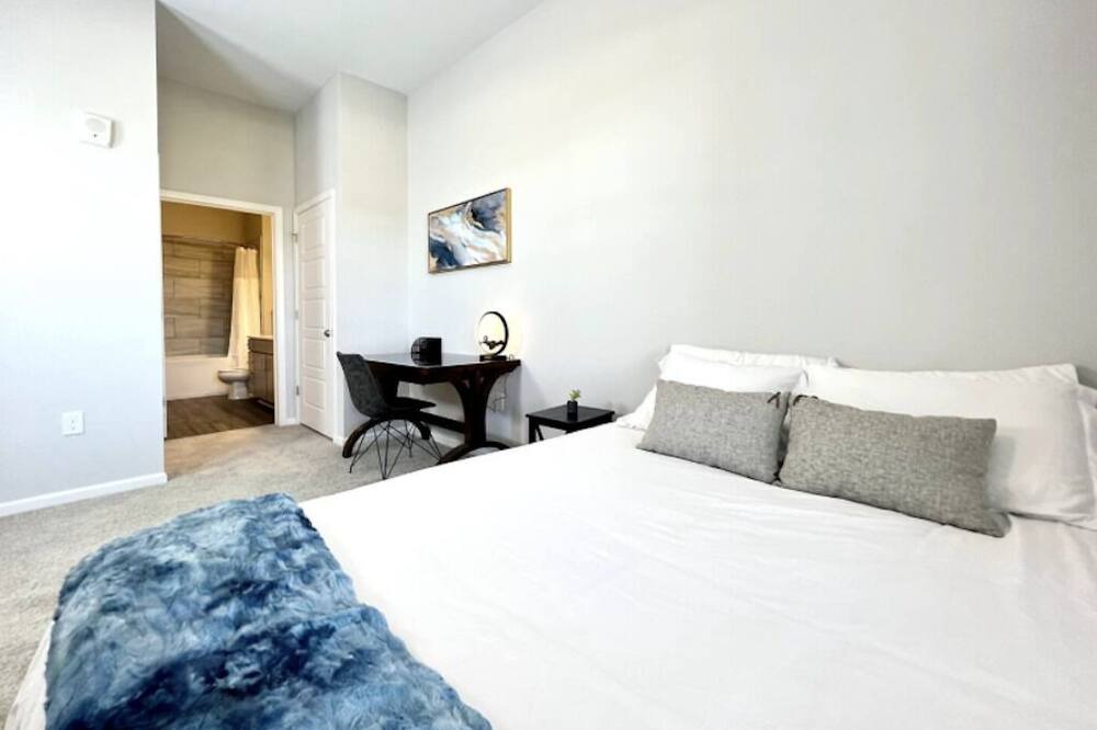 Photo of Bedroom in Park Hills
