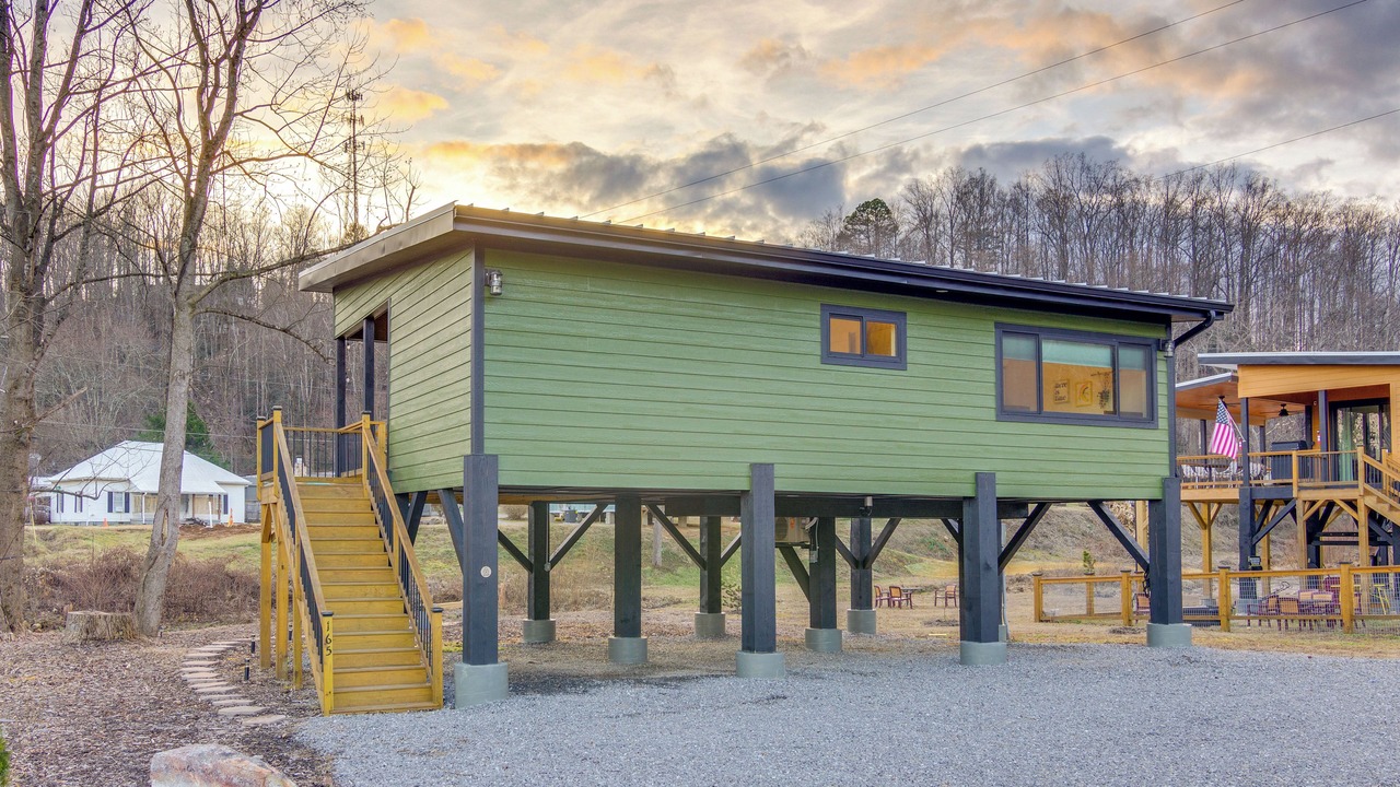Photo of Outdoor in Old Fort