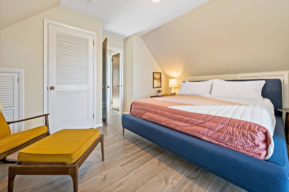 Photo of Others in Nebo