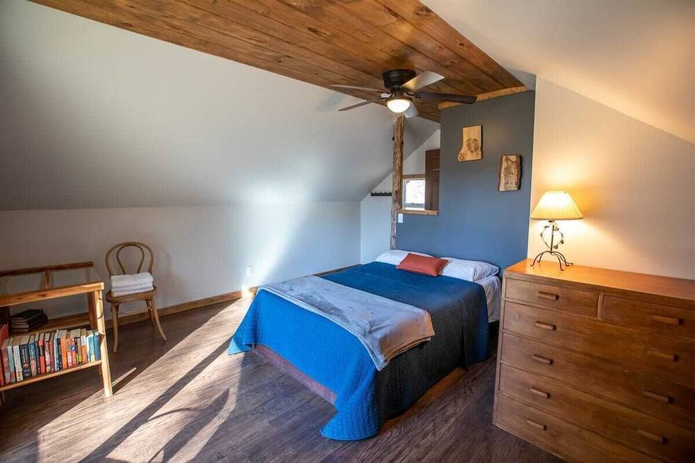 Photo of Bedroom in Stanton