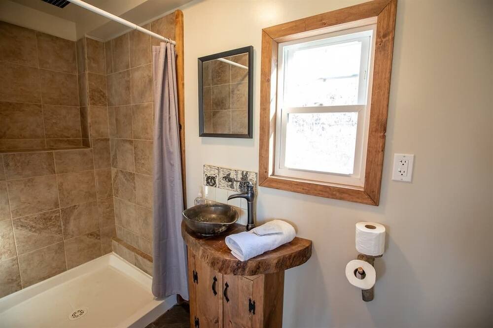 Photo of Bathroom in Stanton