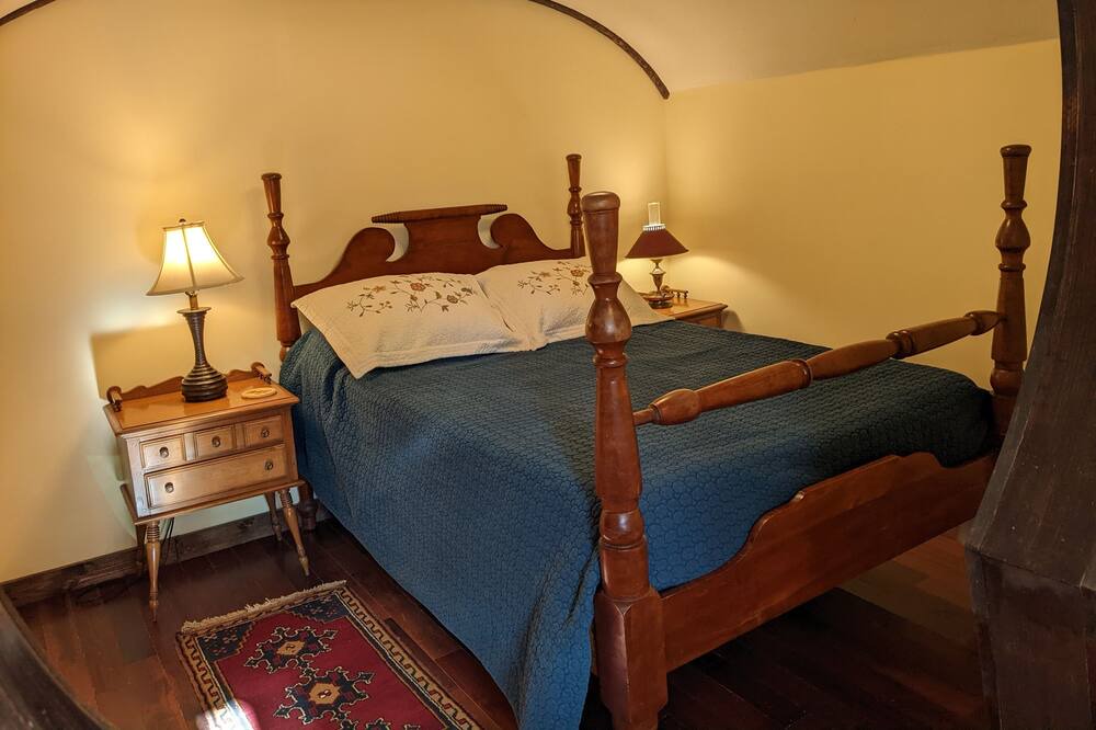 Photo of Bedroom in Stanton