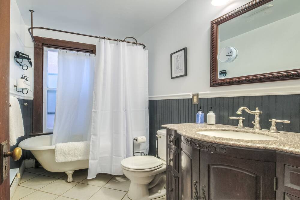 Photo of Bathroom in Downtown