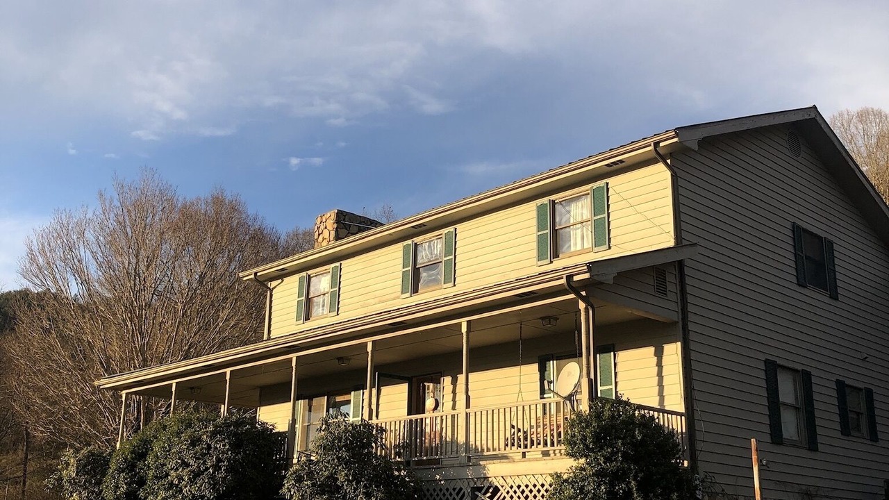 Photo of Outdoor in Bakersville
