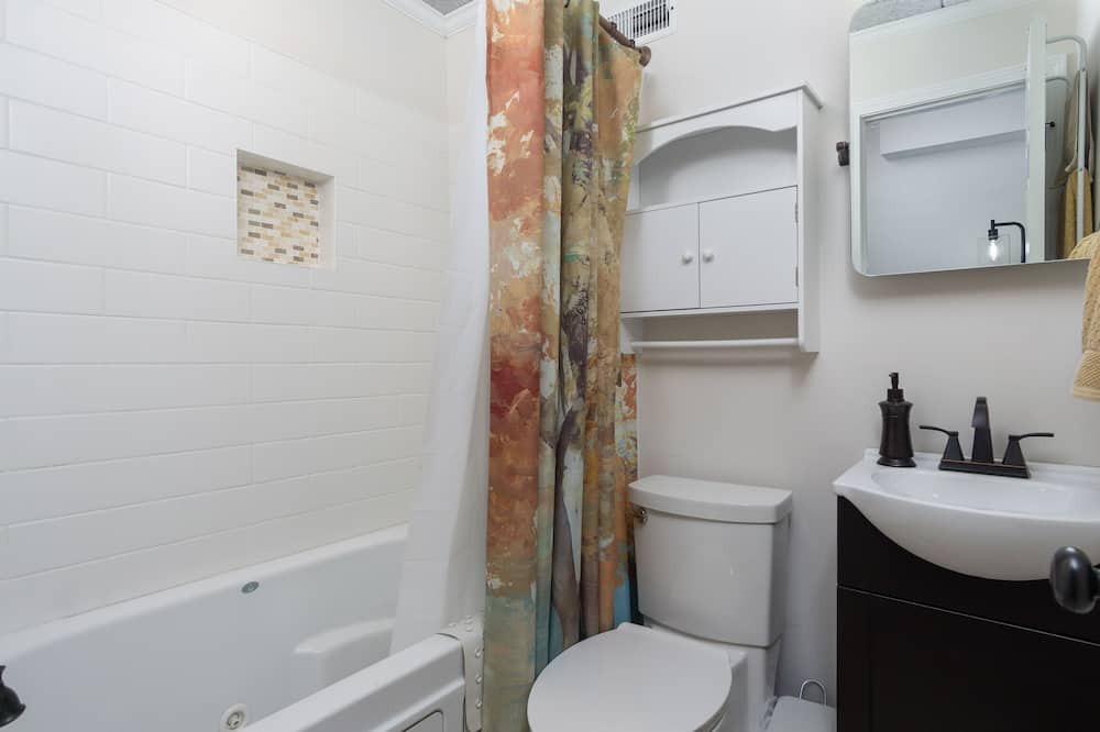 Photo of Bathroom in Montreat