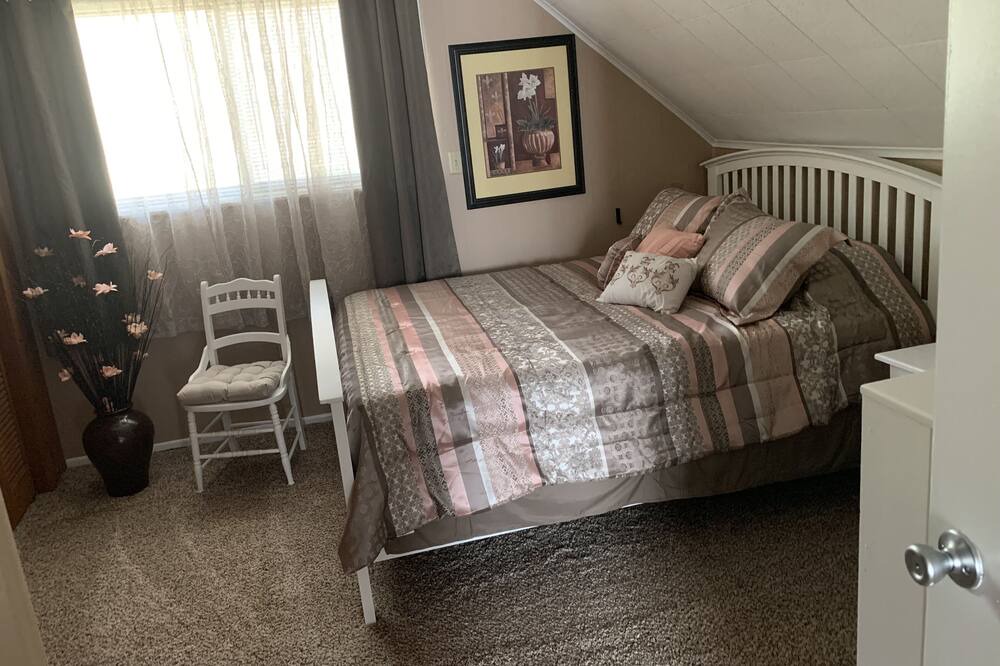 Photo of Bedroom in Farmers
