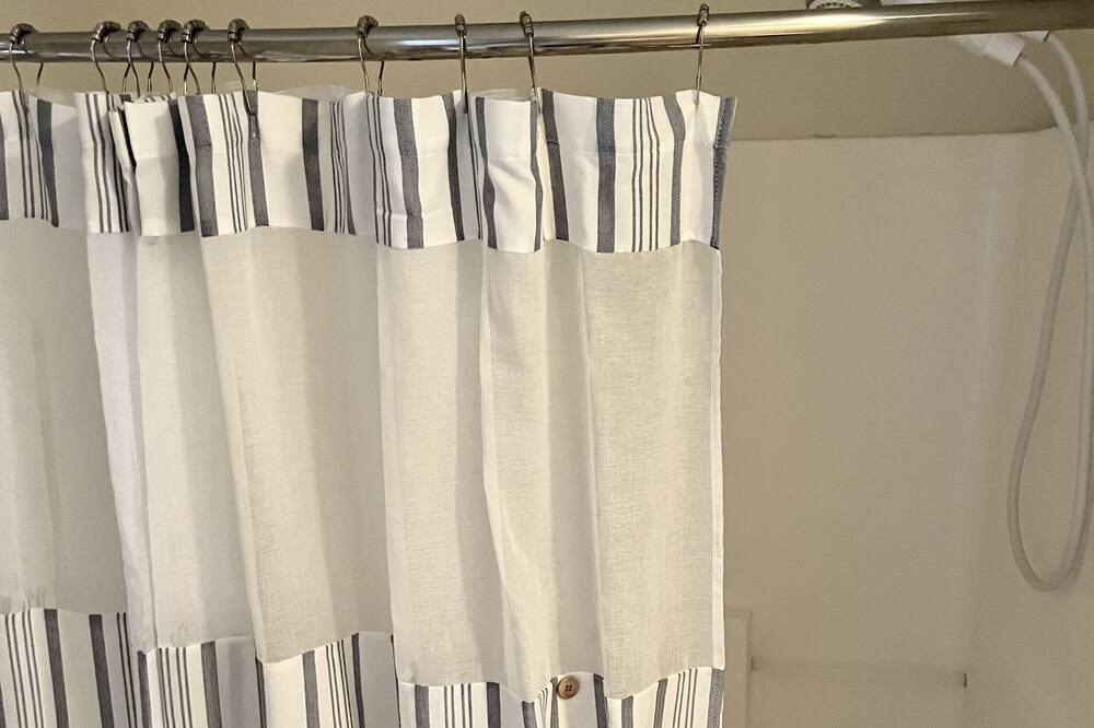Photo of Bathroom in Bluff City