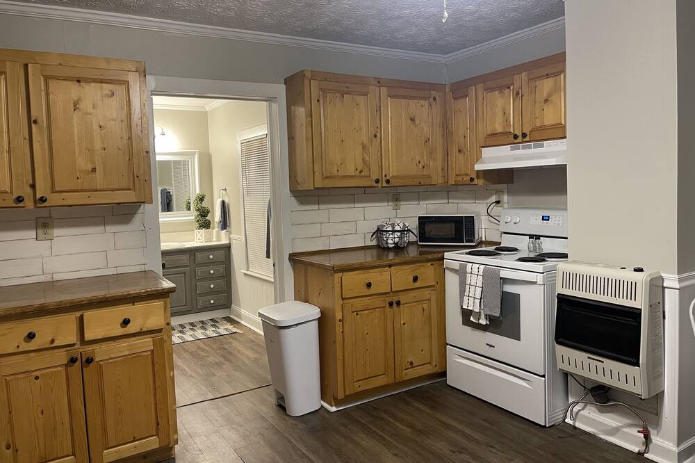 Photo of Kitchen in Mountain City