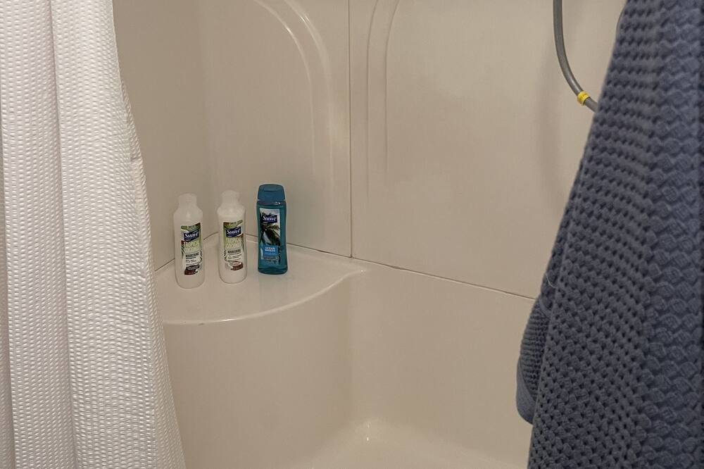 Photo of Bathroom in Mountain City