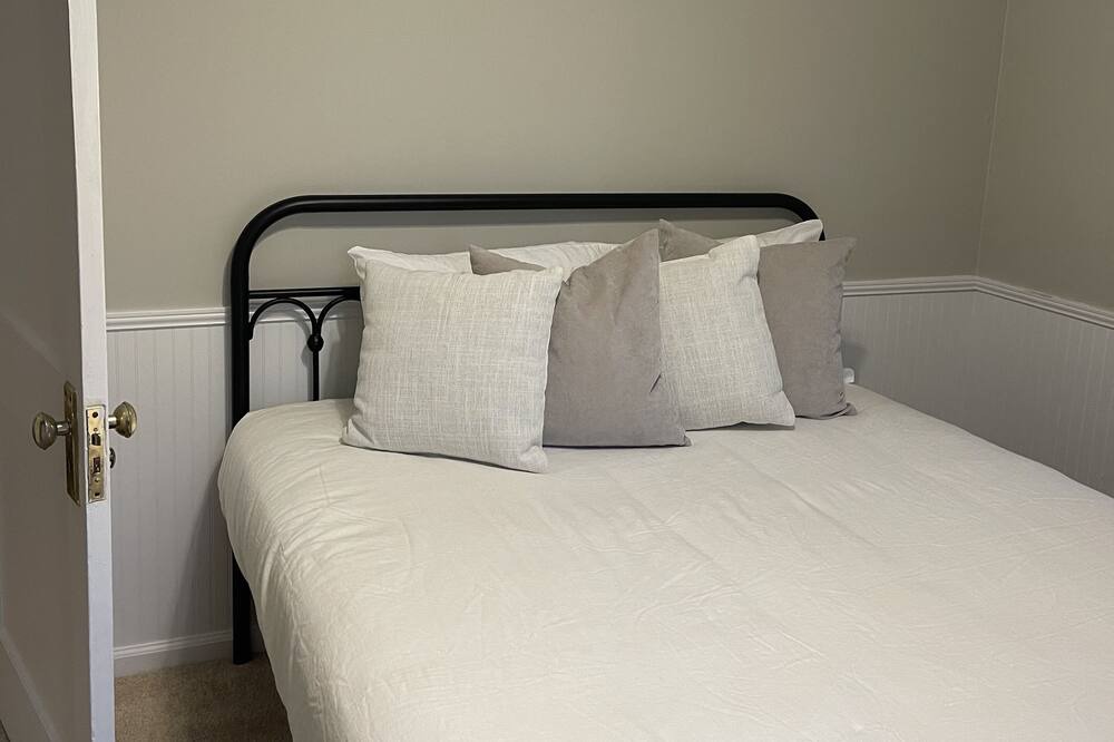 Photo of Bedroom in Mountain City