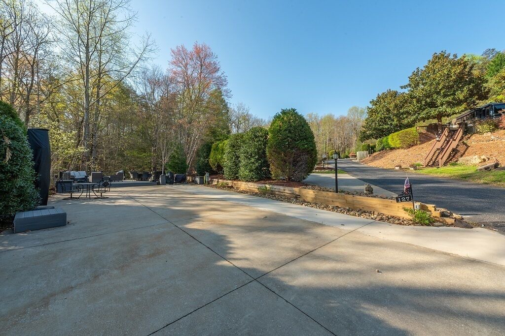 Photo of Outdoor in Lake Lure