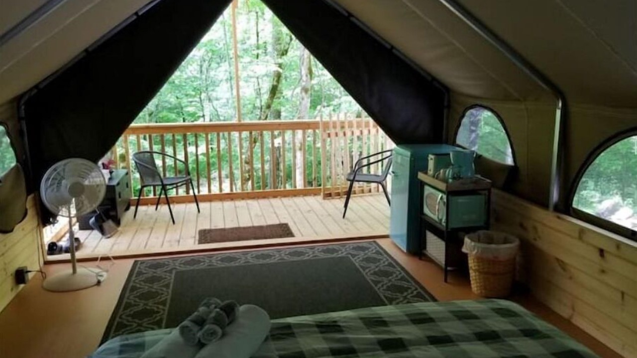 Photo of Bedroom in Frenchburg