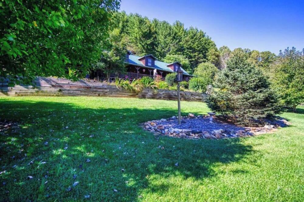 Photo of Outdoor in Creston