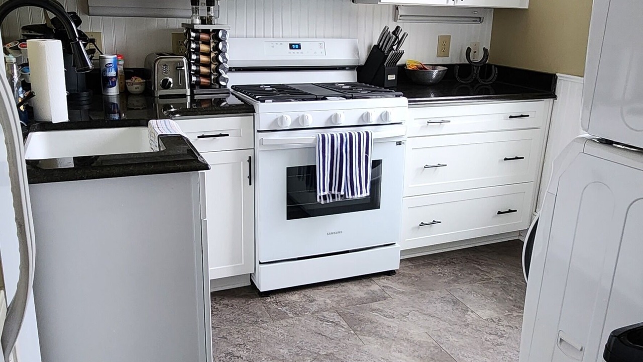 Photo of Kitchen in Midway