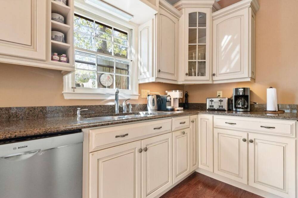 Photo of Kitchen in Northside District