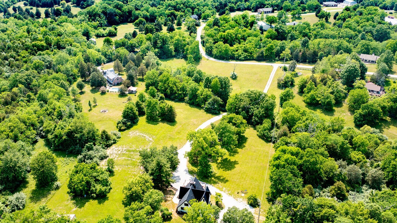 Photo of Outdoor in Crestwood