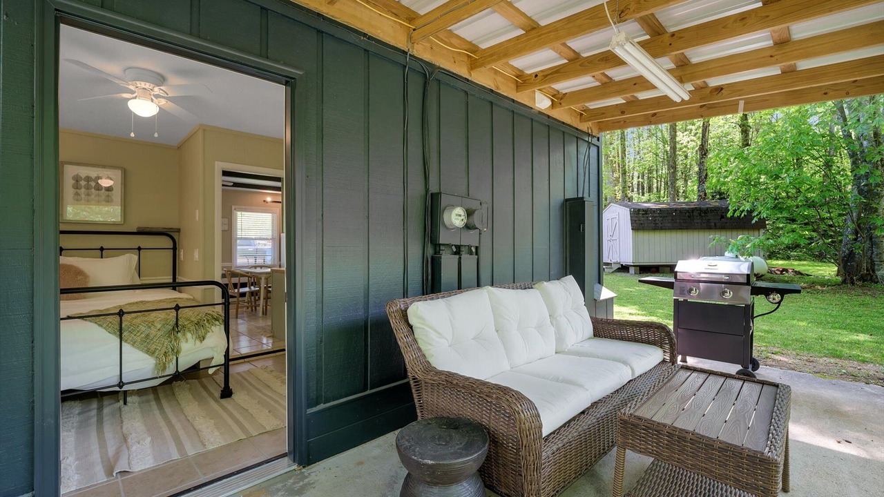 Photo of Outdoor in Newland