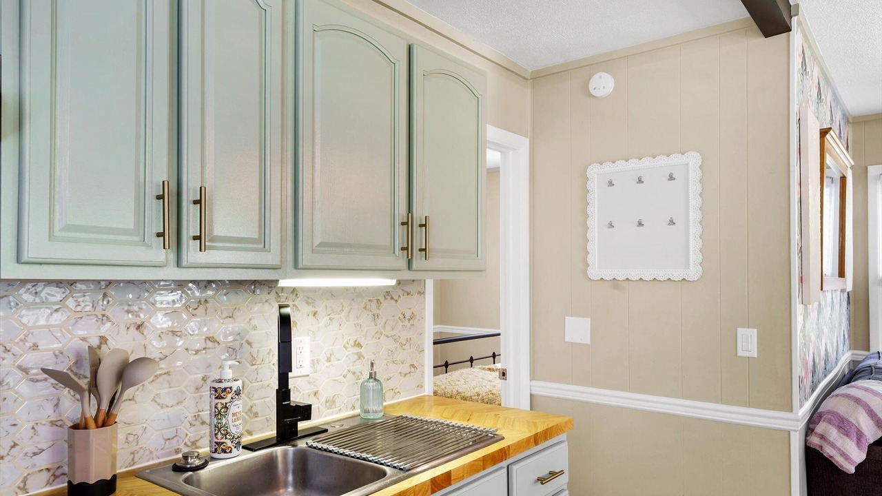 Photo of Kitchen in Newland
