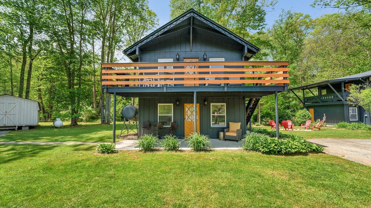 Photo of Outdoor in Newland