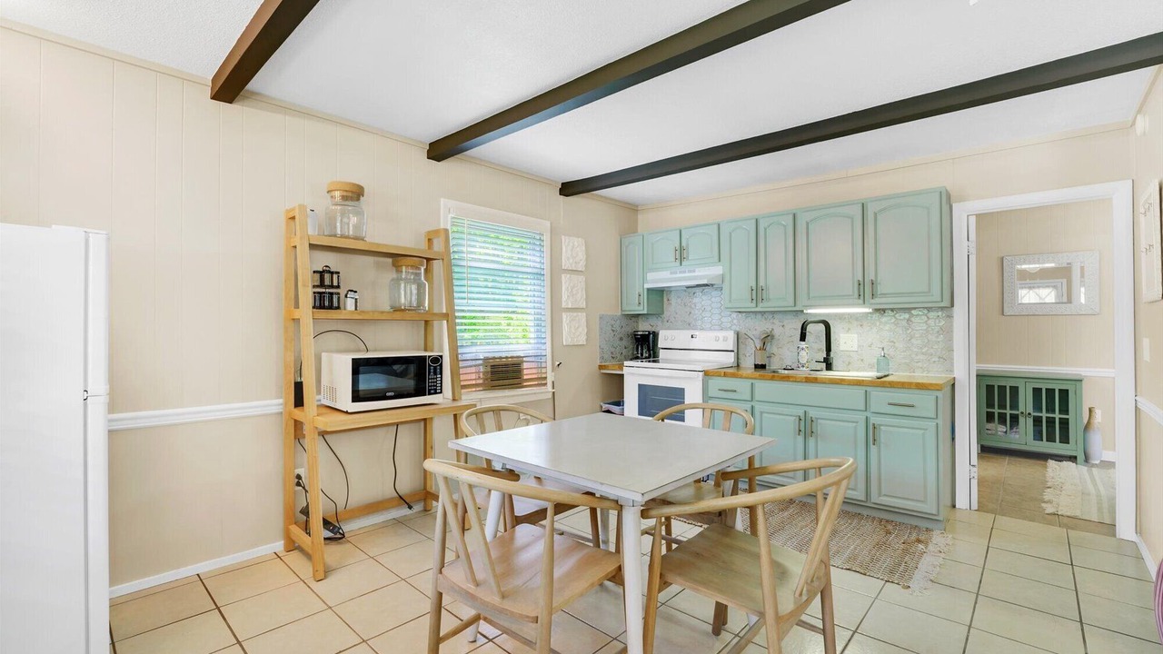 Photo of Kitchen in Newland