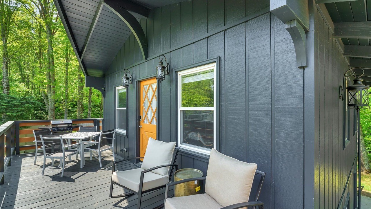 Photo of Outdoor in Newland