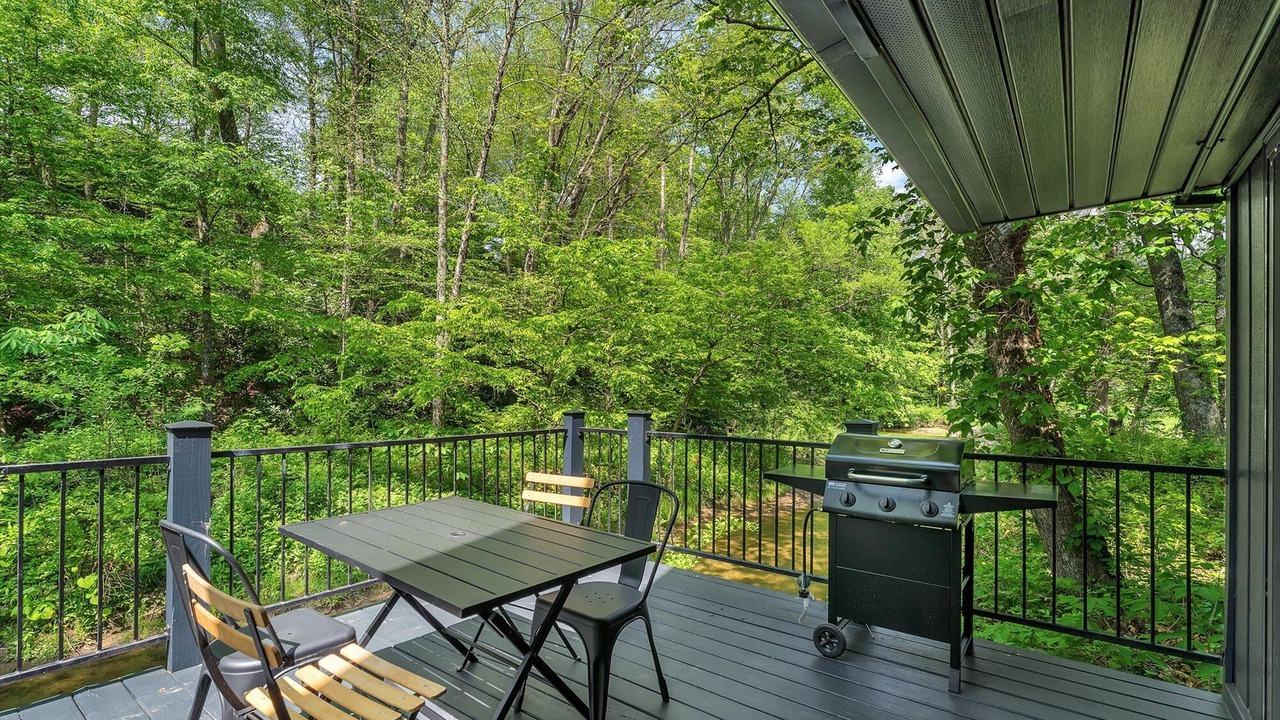 Photo of Outdoor in Newland