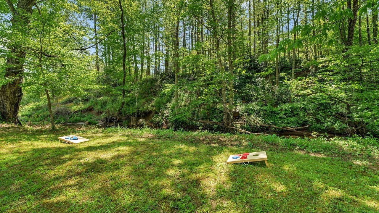 Photo of Outdoor in Newland