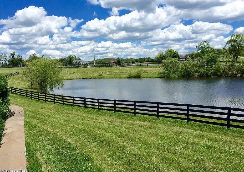 Photo of Outdoor in La Grange