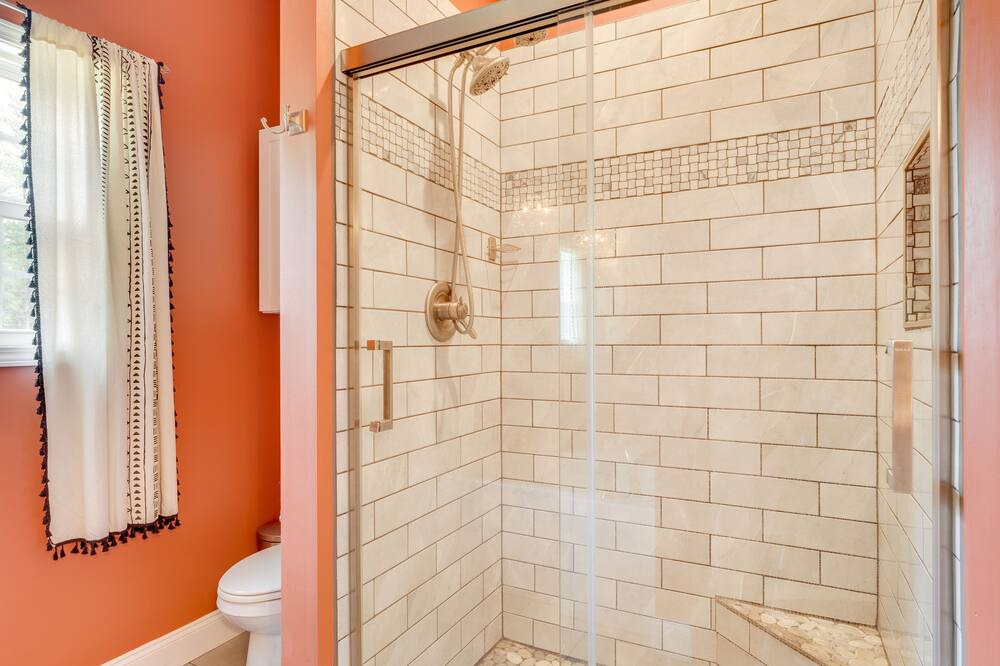 Photo of Bathroom in Nebo
