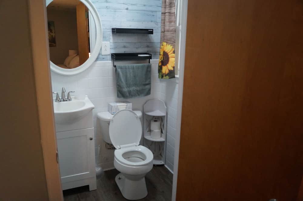 Photo of Bathroom in Jonesborough