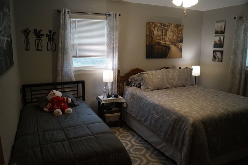 Photo of Bedroom in Jonesborough