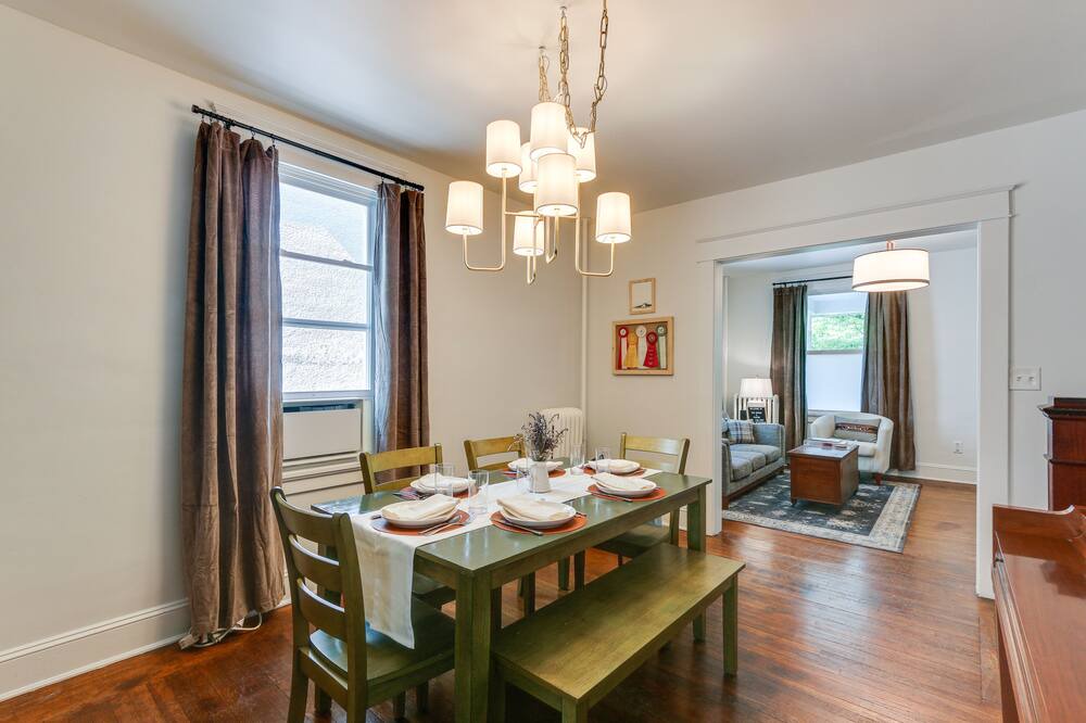 Photo of Bedroom in Downtown