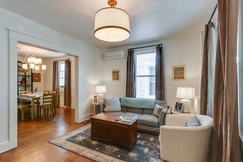 Photo of Bedroom in Downtown