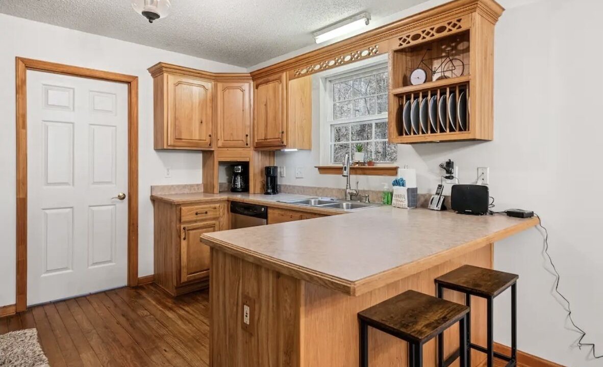 Photo of Kitchen in Barnardsville