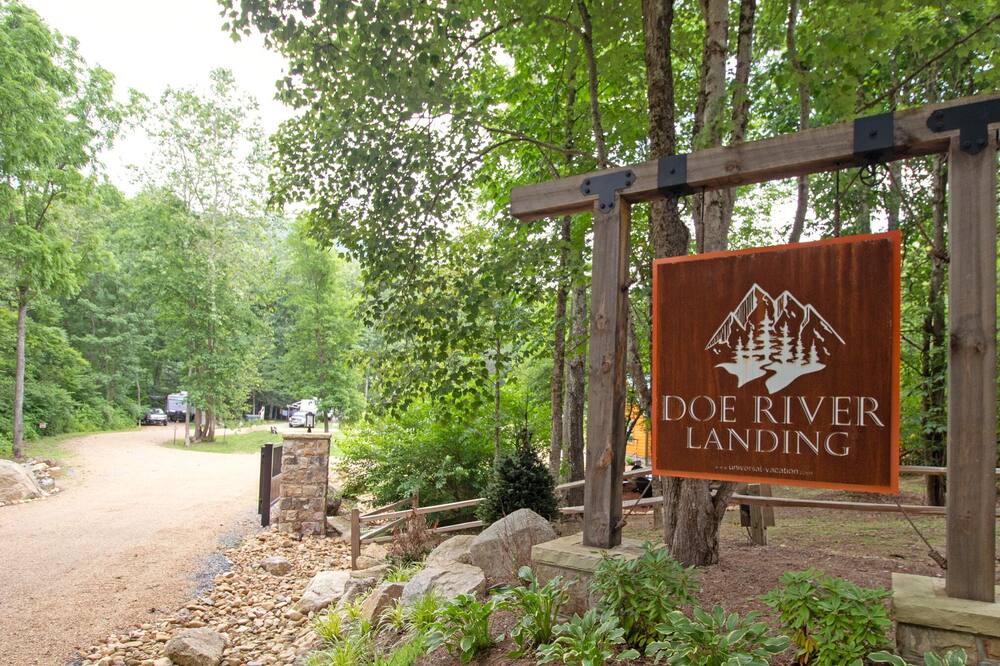 Photo of Others in Roan Mountain