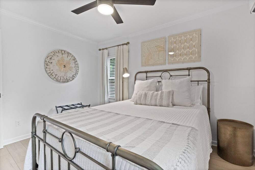 Photo of Bedroom in Johnson City