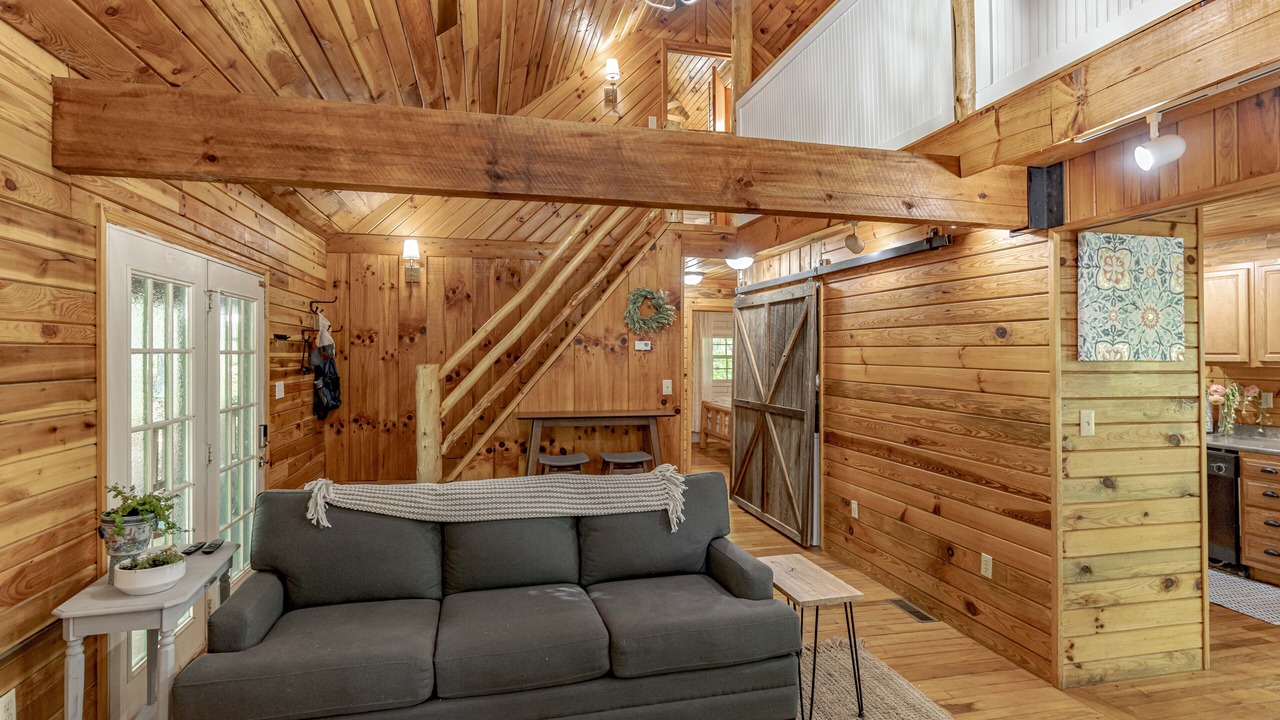 Photo of Livingroom in Rogers