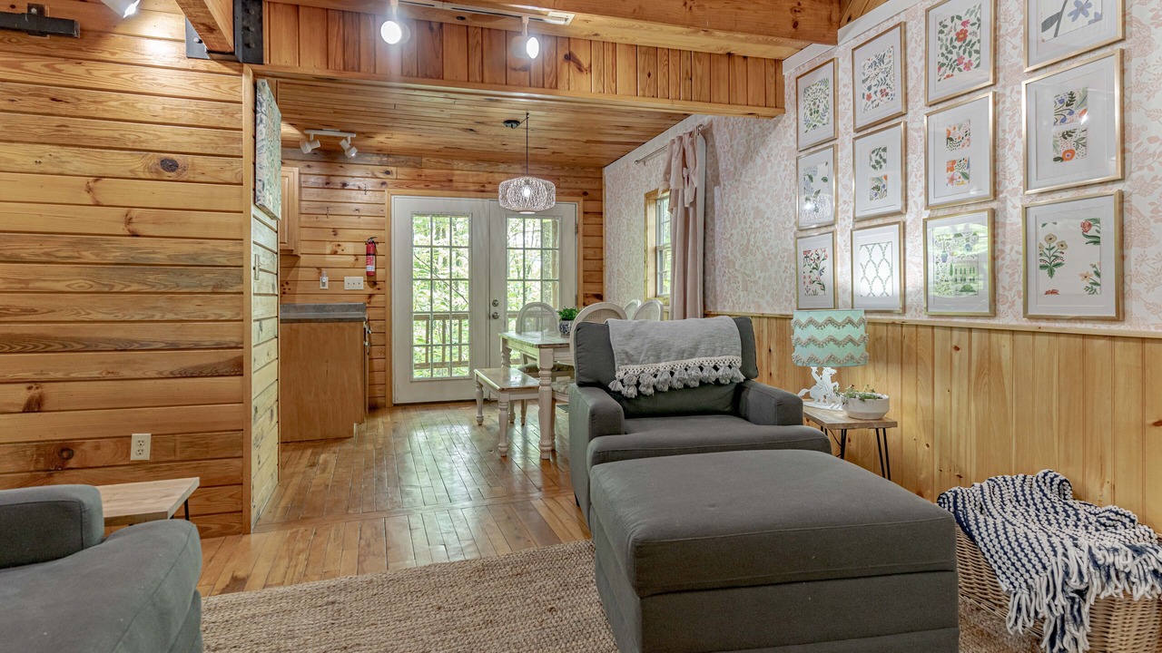Photo of Livingroom in Rogers