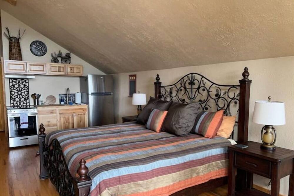 Photo of Bedroom in Johnson County