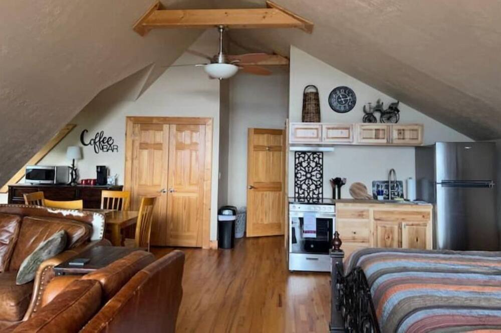 Photo of Bedroom in Johnson County