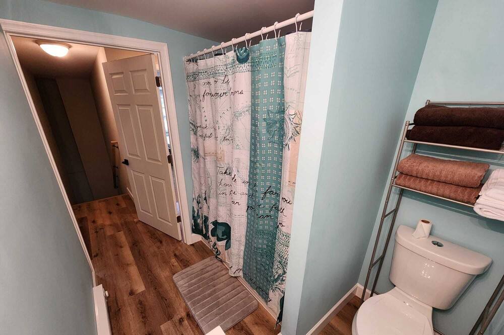Photo of Bathroom in Gettysburg