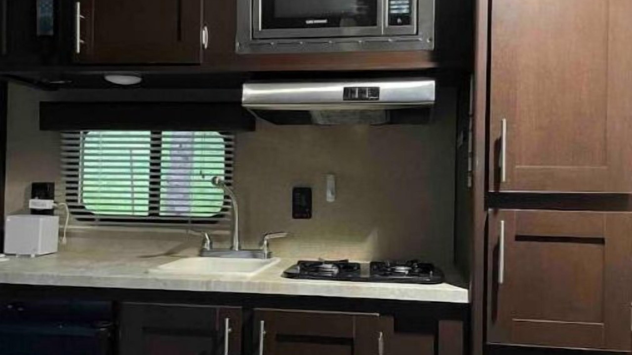 Photo of Kitchen in Roan Mountain