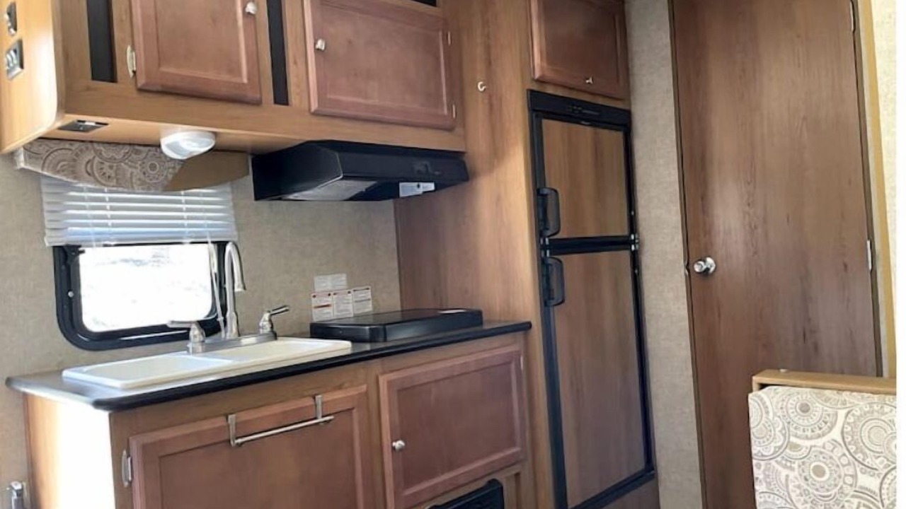 Photo of Kitchen in Roan Mountain