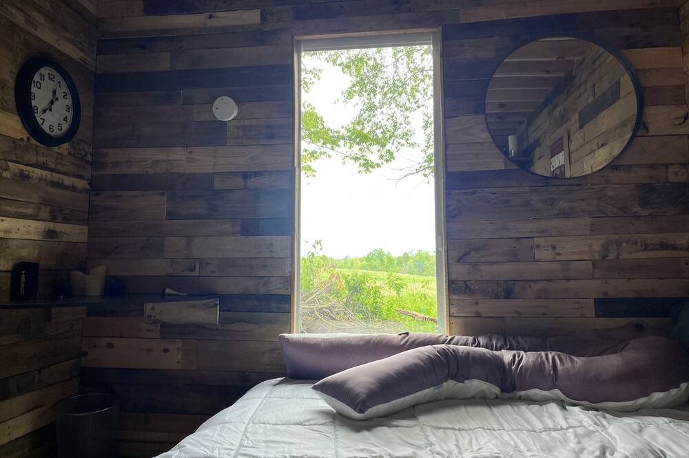 Photo of Bedroom in Greencastle