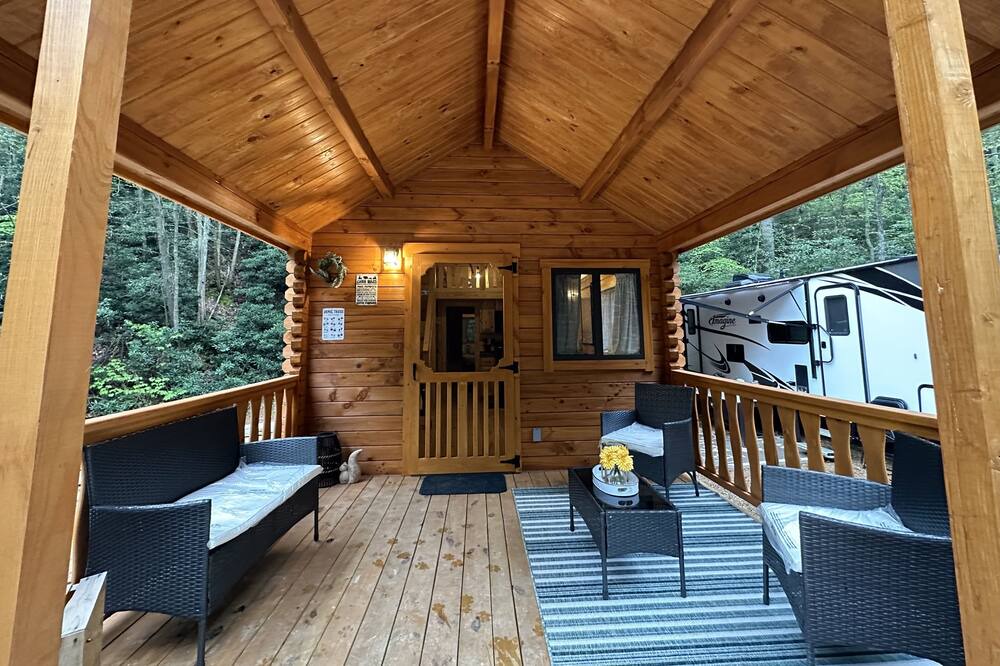 Photo of Outdoor in Mountain City