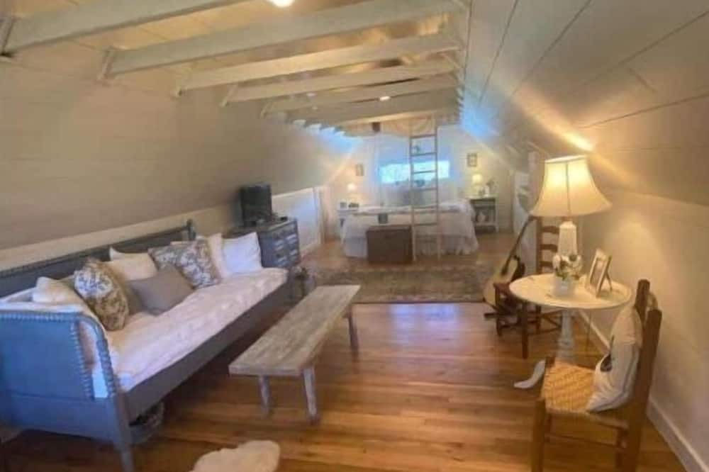 Photo of Bedroom in Creston