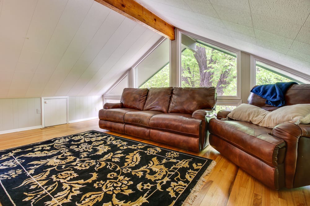 Photo of Livingroom in New Richmond