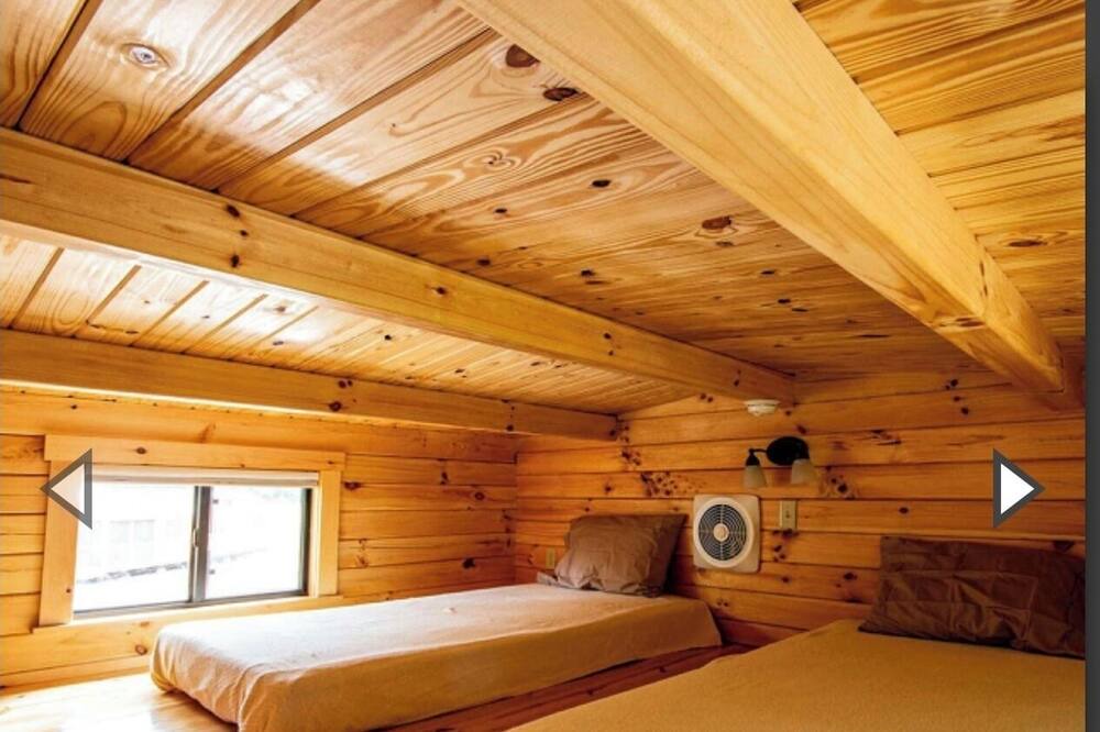 Photo of Bedroom in Marion