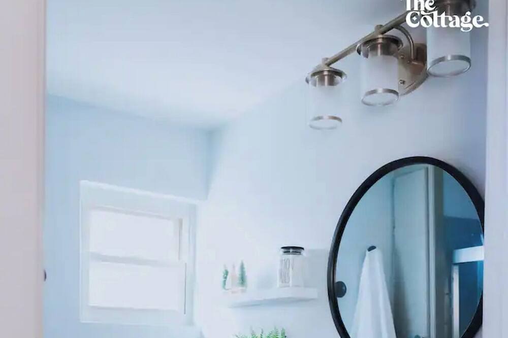 Photo of Bathroom in Southgate